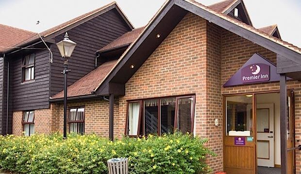Premier Inn Premier Inn Sandhurst 샌드허스트 외부 사진